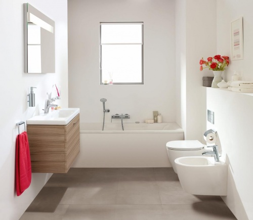 Подвесной унитаз Ideal Standard Connect AquaBlade E047901 фото 3